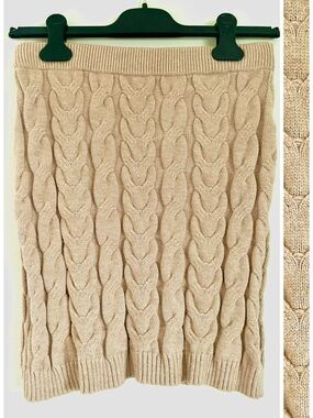 Sincerely Jules Cable Knit Mini Skirt Size M EUC Sweater Skirt Academic